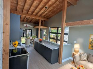 668 Gillespie Ave #B, Peterborough, ON K9J 4B6