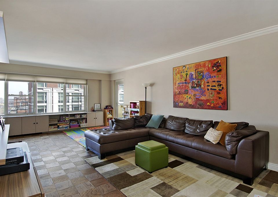 1st image of 370 E 76th St APT B1203