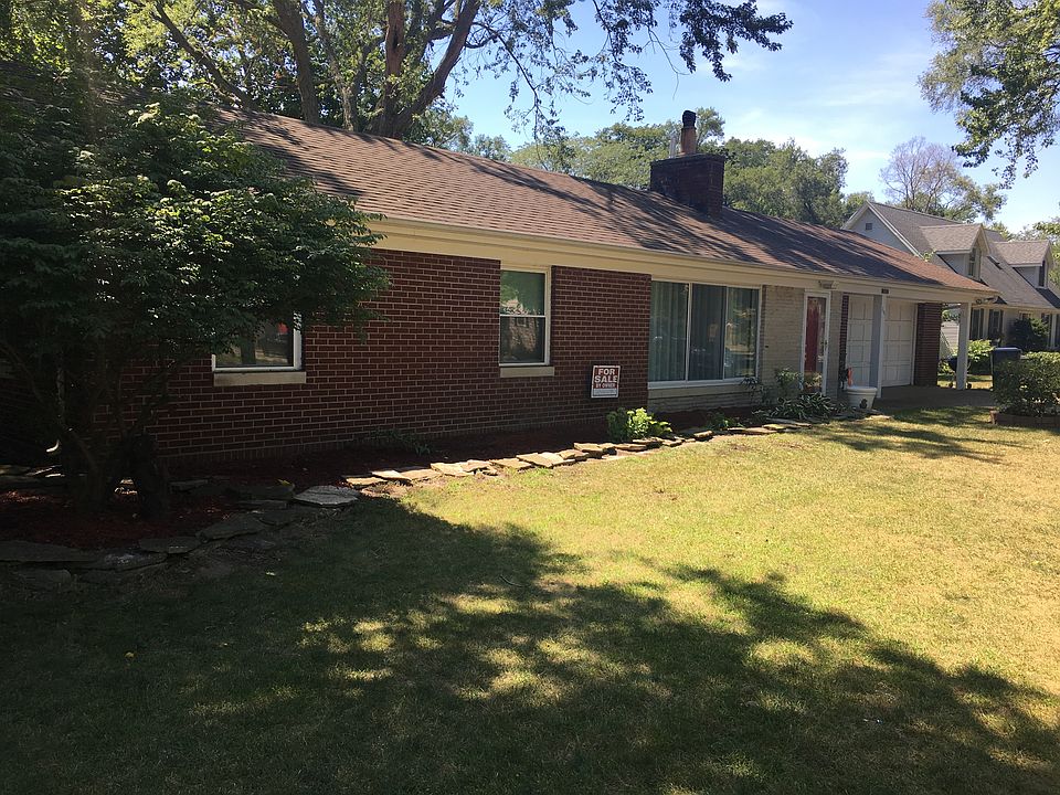 1st image of 240 Hoover Ave