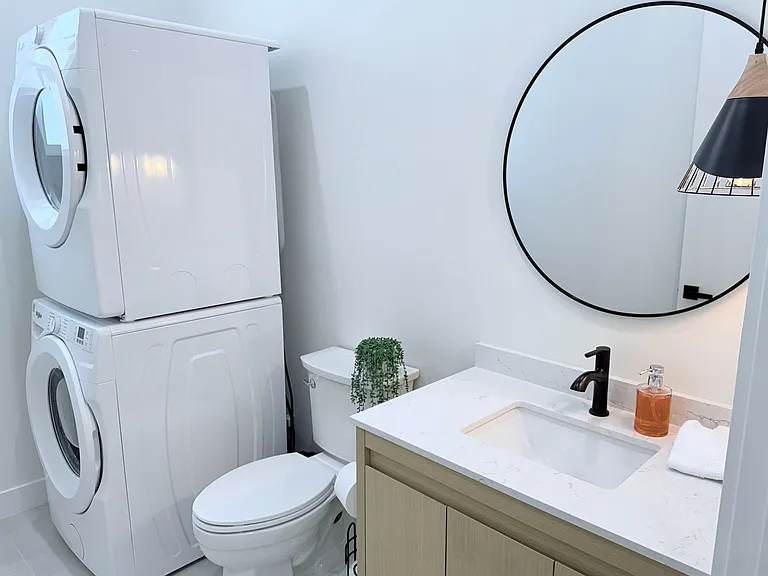 5725 Bertrand Ave #1/2 — Photo 27
