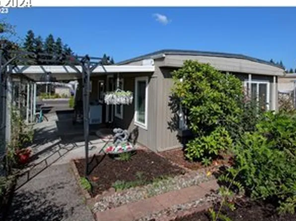 11752 SW Royal Villa Dr, Tigard, OR 97224