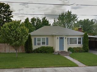 910 E Ridgeway Ave, Hermiston, OR 97838