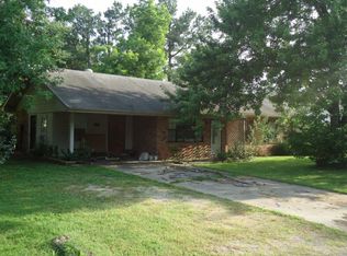 802 E 7th St, Rector, AR 72461