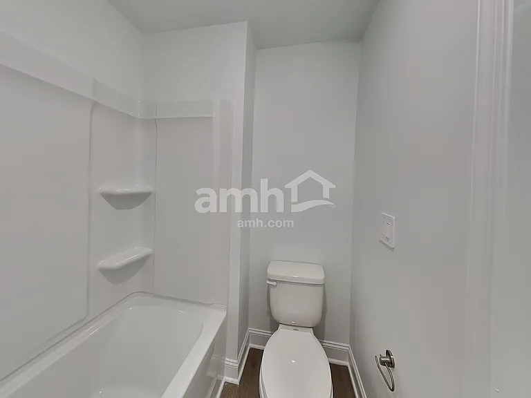 108 Punderson Dr — Photo 16