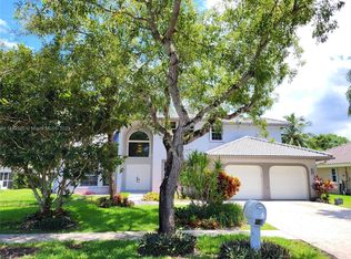 9631 NW 39th St, Hollywood, FL 33024