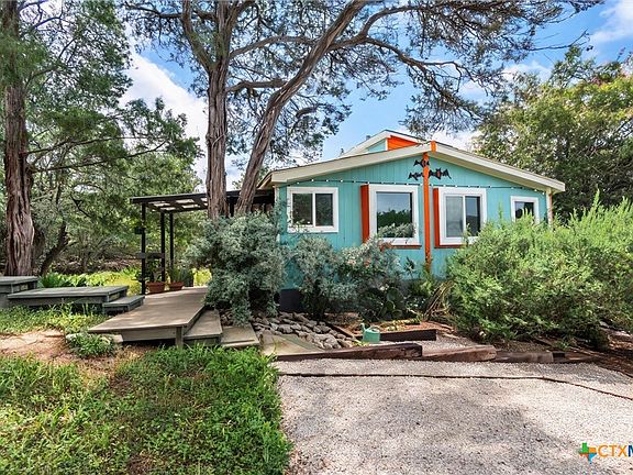 2nd image of 515 Circle Dr