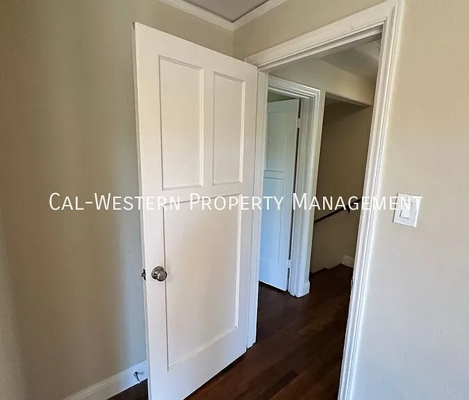 1385 Newport Ave — Photo 69