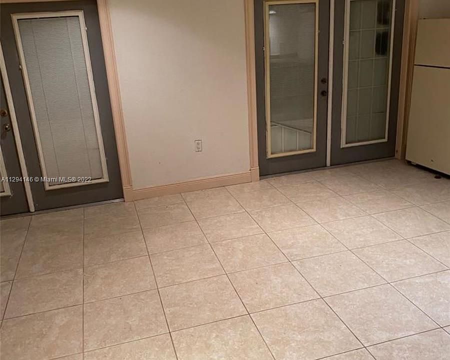 2nd image of 7321 Grandview Blvd Unit A