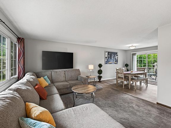 3rd image of 6364 Dawn Way