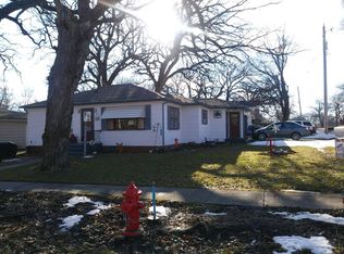 301 S Jefferson St, Exira, IA 50076