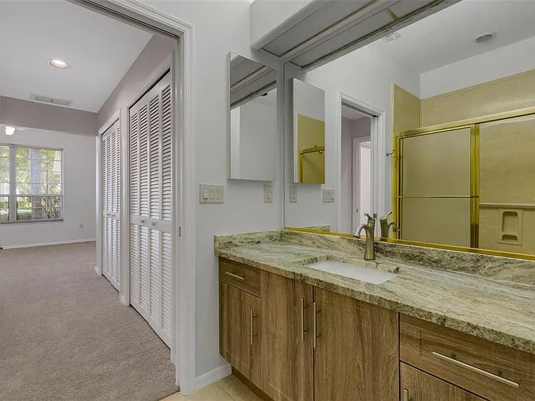 4044 Penshurst Park — Photo 42