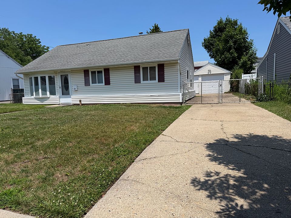 1st image of 38 Island St