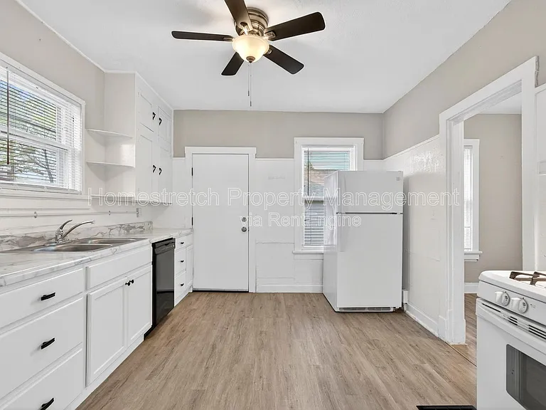 7135 Woodrow Ave — Photo 19
