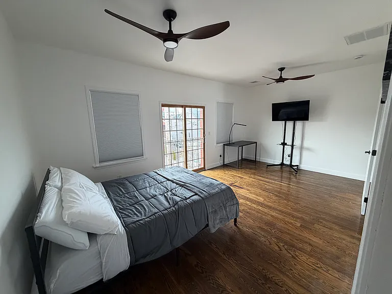 192 Arlington Ave #2 — Photo 19