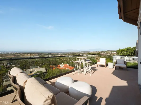 7 Cherbourg, Newport Beach, CA 92660