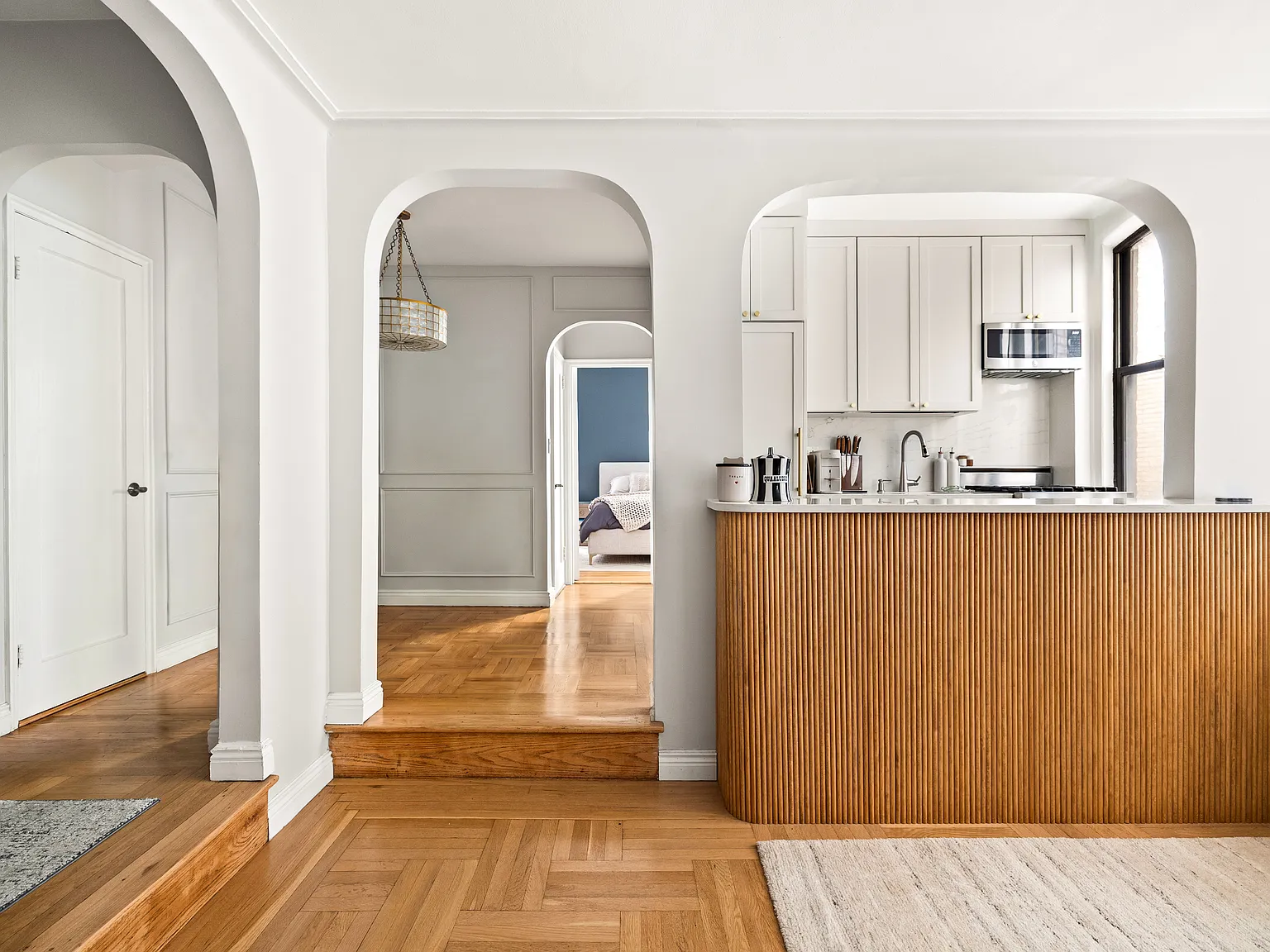 225 West 25th Street — Photo 1