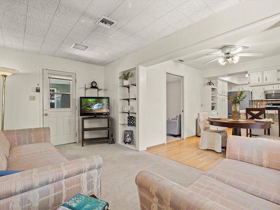 1st image of 4609 N Hollenbeck Ave