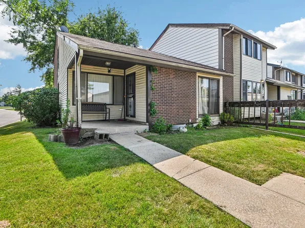 401 Pebble Beach Cir, University Park, IL 60484