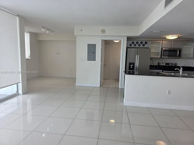 1861 NW South River Dr #2603 — Photo 4
