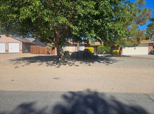 12690 Iroquois Rd, Apple Valley, CA 92308