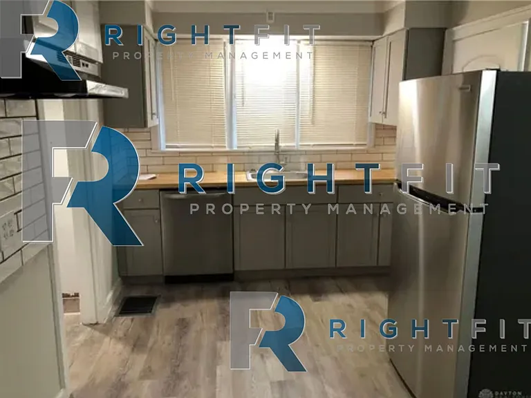 1430 Cory Dr — Photo 13
