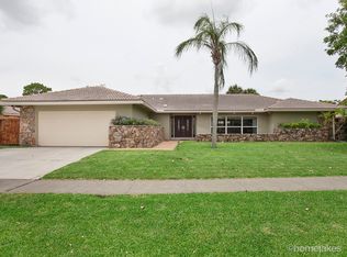 6881 S Grande Dr, Boca Raton, FL 33433