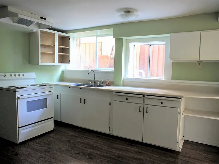 1625 13th Ave #BASEMENT — Photo 3