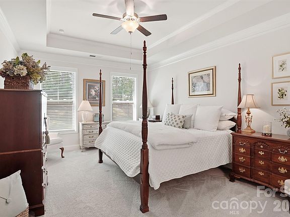 4th image of 141 Rhuidean Ct