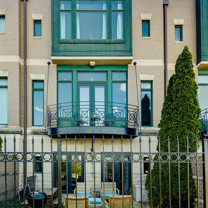 1st image of 4940 S Lake Shore Dr APT B