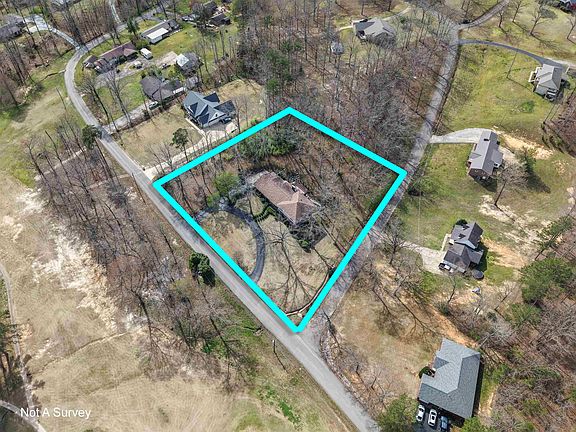 3rd image of 259 Country Club Ln