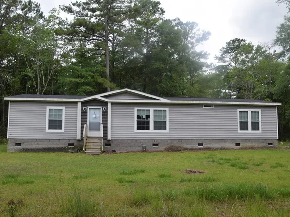 505 Gray Bridge Rd SW, Shallotte, NC 28470