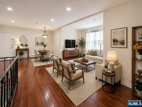 1st image of 4905 Park Ave APT 1C