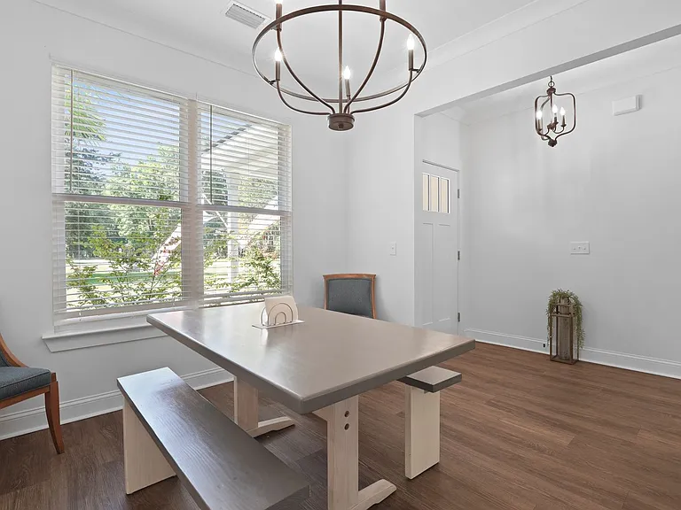 1003 Dolphin Ct NE — Photo 11