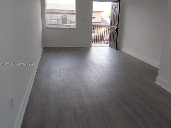 5441 W 24th Ave APT 73, Hialeah, FL 33016
