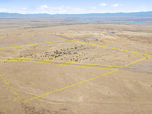 4th image of Hog Farm Rd