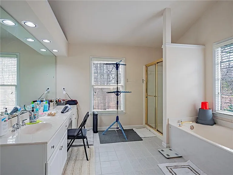 10910 Chatburn Way — Photo 20