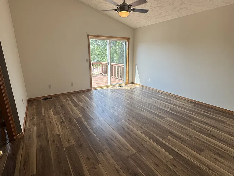 2126 E Country View Dr — Photo 12