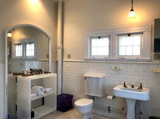 107 Old Beach Rd APT 3, Newport, RI 02840