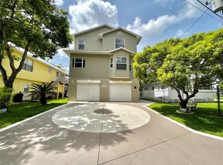 7213 Tropical Dr, Weeki Wachee, FL 34607