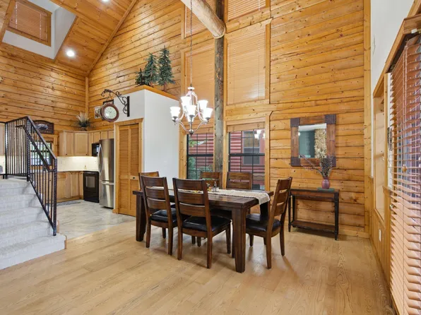 132 Rock Candy Lane, Branson, MO 65616