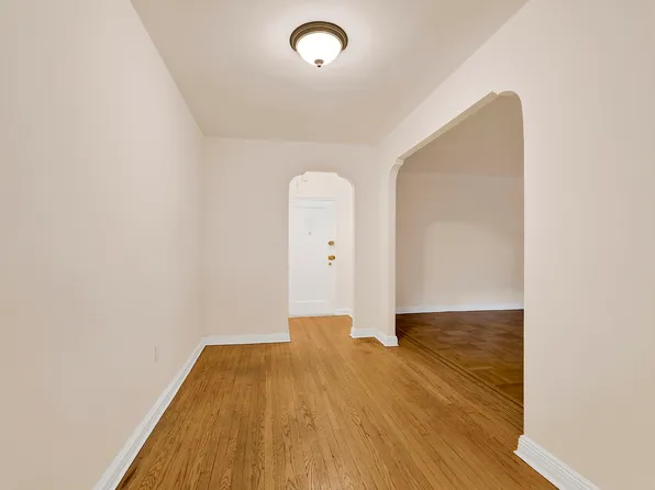 2835 Bedford Avenue image 4 of 15