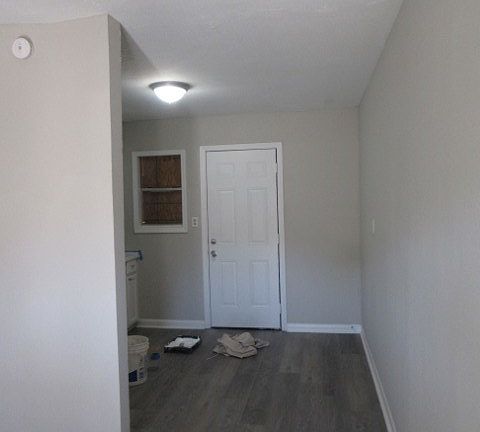 3rd image of 784 Terminal Ct #3