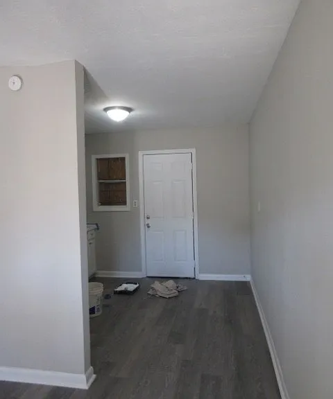 784 Terminal Ct #3 — Photo 3