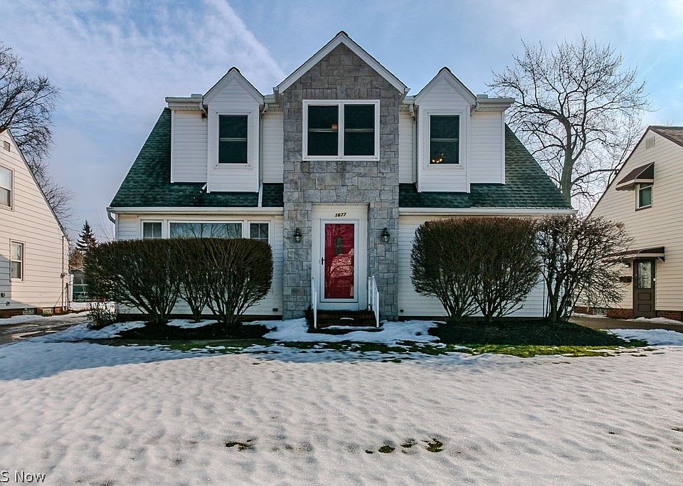 1st image of 1677 Hawthorne Dr