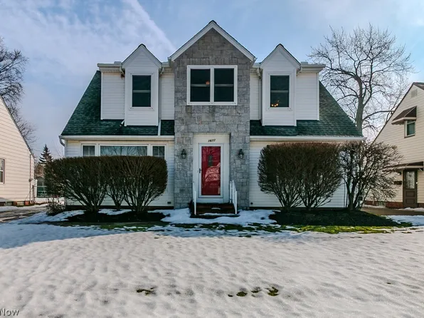 1677 Hawthorne Dr, Mayfield Heights, OH 44124