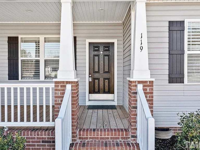 119 Aviemore Ln — Photo 26