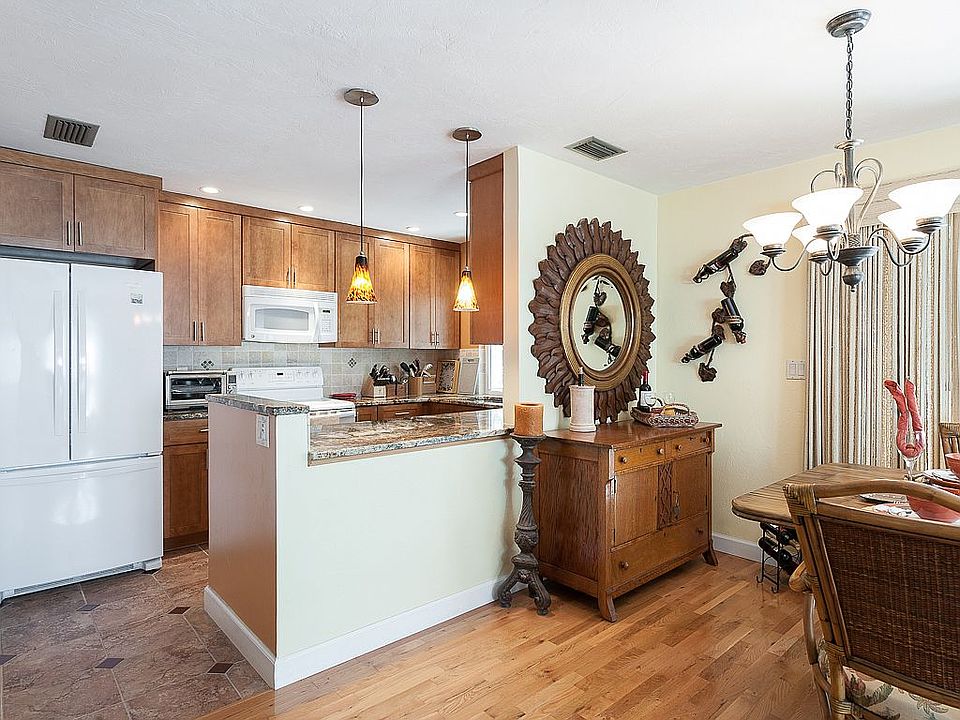 1st image of 186 Southwinds Dr