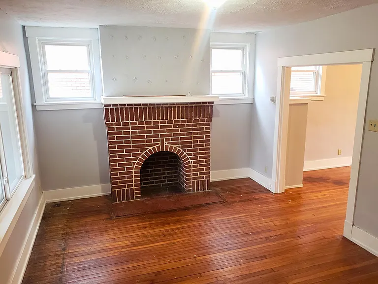 3102 Bergman St — Photo 3