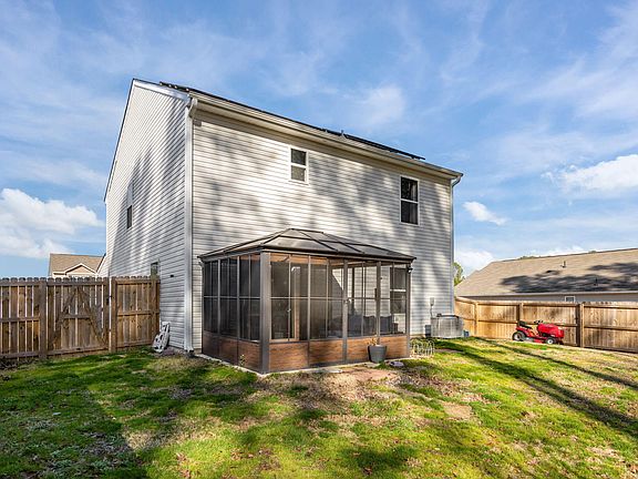 2nd image of 358 Coleshill Rd