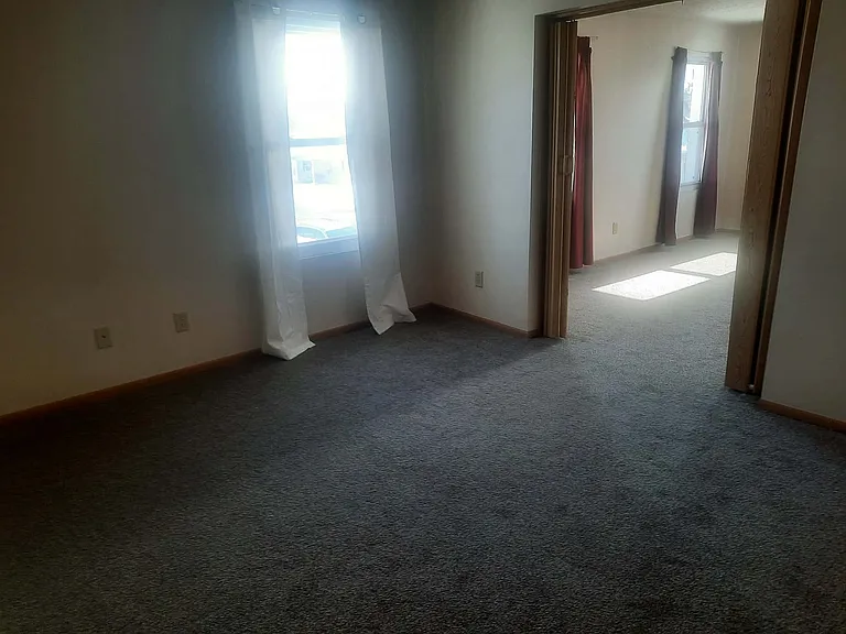 398 E Mound St #RR — Photo 6